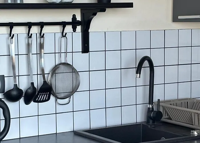 Bosnjak * Стариград-Пакленица